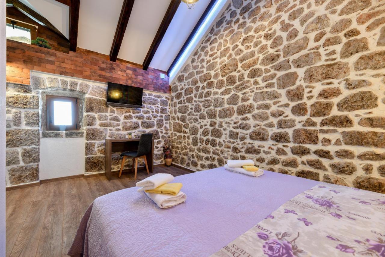 Holiday Home Skevini Dvori Стариград-Пакленица Экстерьер фото
